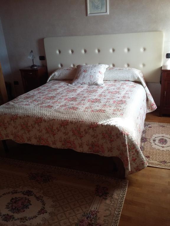 La Carbonara 6 Bed and Breakfast Bardolino Eksteriør billede