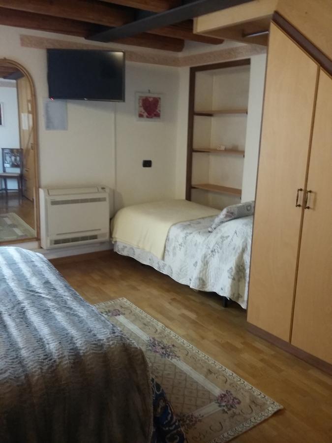 La Carbonara 6 Bed and Breakfast Bardolino Eksteriør billede